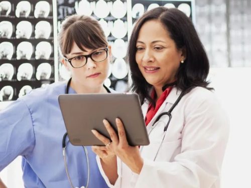 ¿Qué beneficios tiene la Inteligencia Artificial en la medicina?